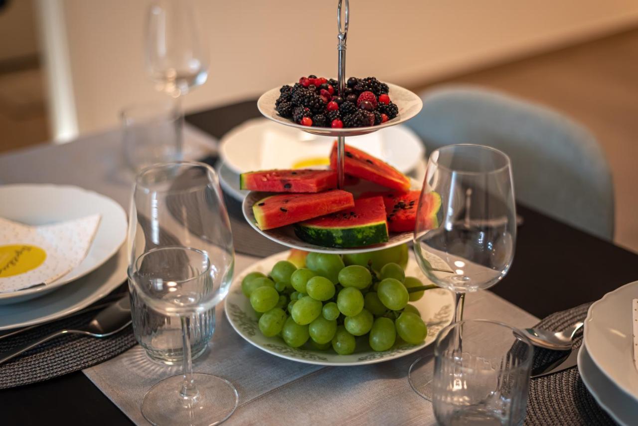 Apartment Emmi 오미스 외부 사진